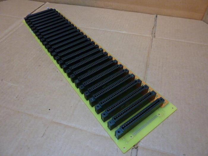 Used CINCINNATI MILACRON BackPlane Board 3-351-3610A #26959