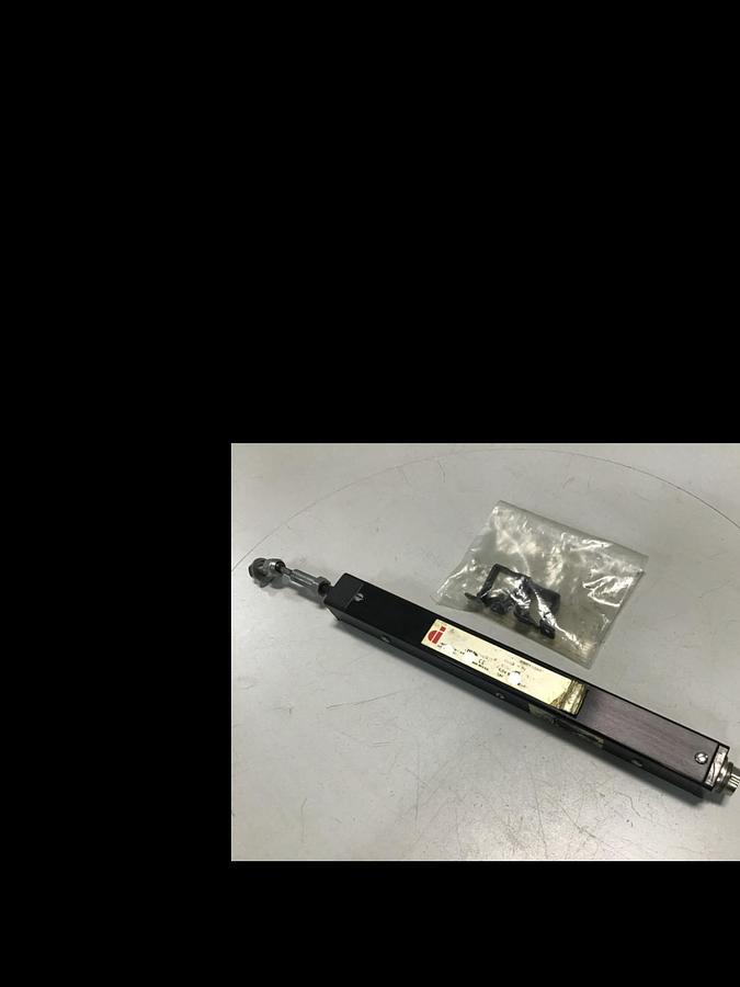 Used CINCINNATI MILACRON Linear Ejector Transducer F5S105101 USED