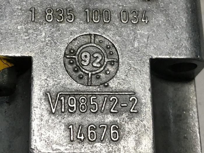 Used BOSCH Valve 0 811 402 003 Used