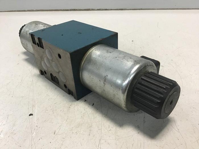 Used BOSCH Valve 0 810 001 944 Used