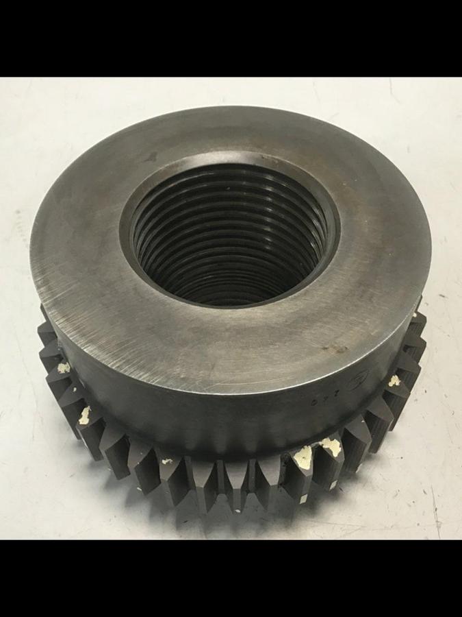 Used MANNESMANN DEMAG Nut Drive Gear Z40 USED