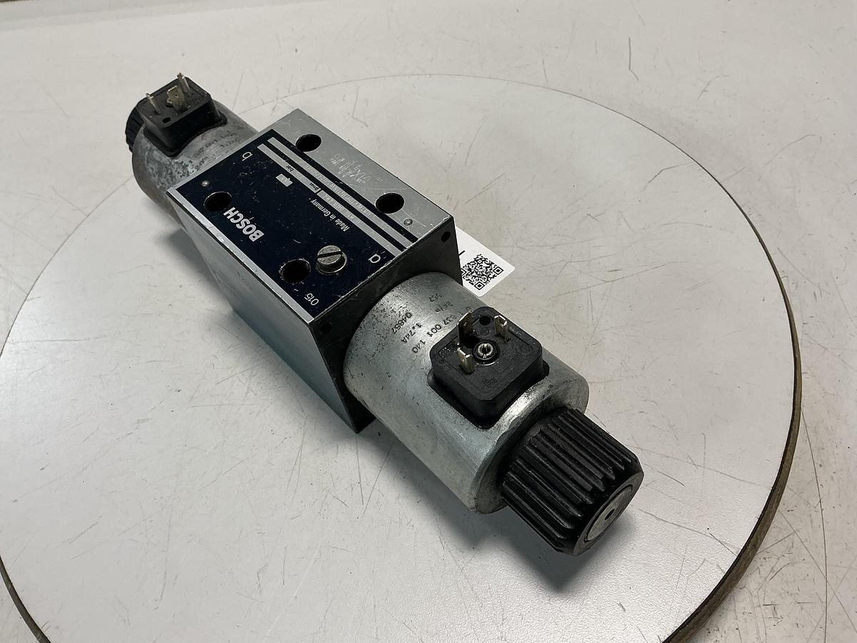 Used BOSCH 0 810 001 484