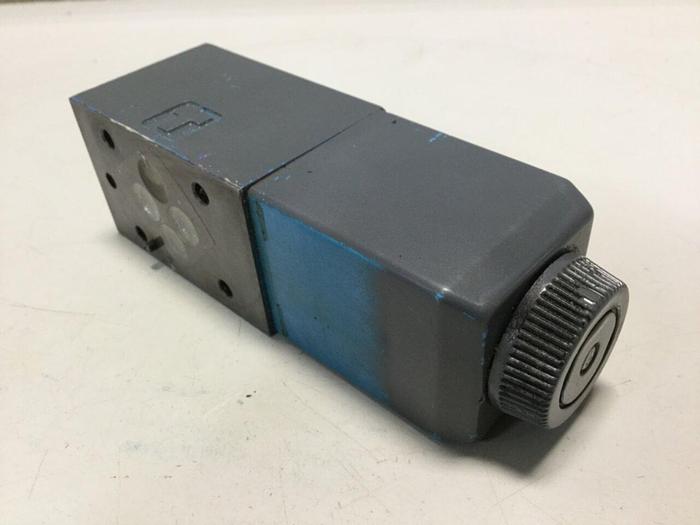 Used VICKERS Directional Hydraulic Valve DG4V322AMUHL760 Used