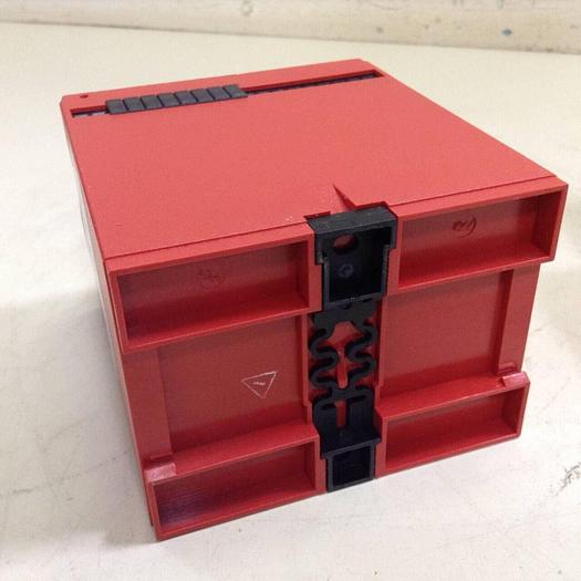 Used ALLEN BRADLEY Safety Relay 440R-E21358 SER A #71524