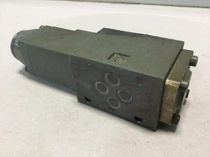 Used MANNESMANN REXROTH Solenoid Valve 4WE6D53AG24NK4 #102348
