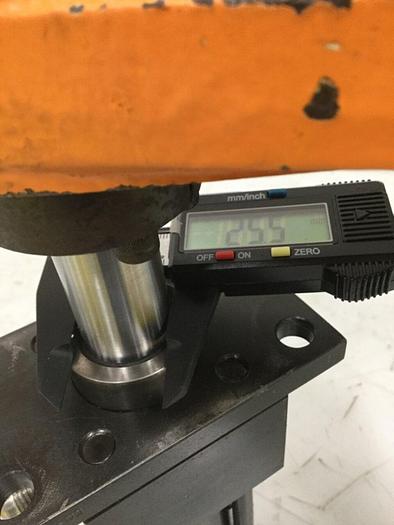 Used HYDRO LINE Ejector Cylinder W/ Butterfly NSF-1.5X3.16 #117161