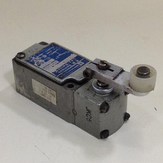 Used TELEMECANIQUE Lox-Switch C2JK05 #72939