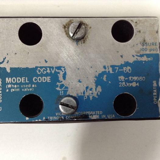 Used VICKERS Directional Hydraulic Valve DG4V322AMUHL760 Used