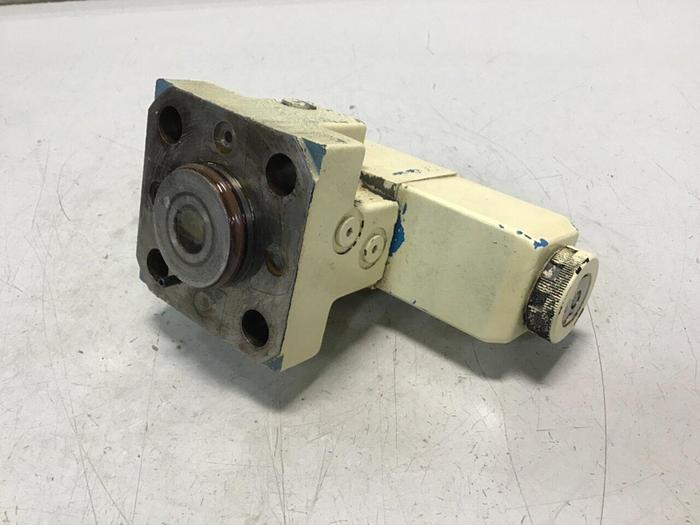Used VICKERS Valve DG4V-3-2A-M-U-HL7-60 Used