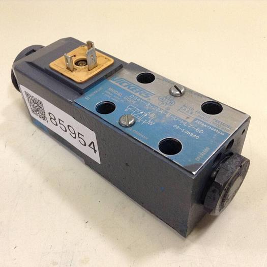 Used VICKERS Directional Hydraulic Valve DG4V322AMUHL760 Used