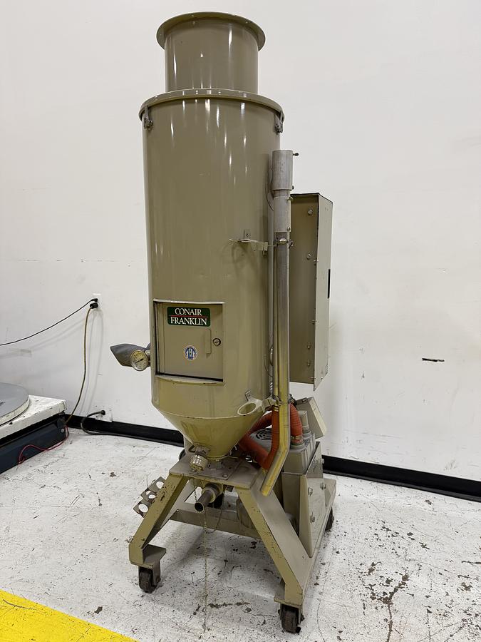 Used CONAIR FRANKLIN Dryer DHD004S030000 USED #152880