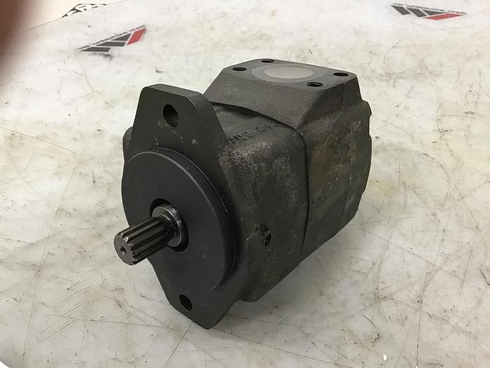 Used MANNESMAN DEMAG Pump PVV2-1X/068RJ15PVB Used #139200