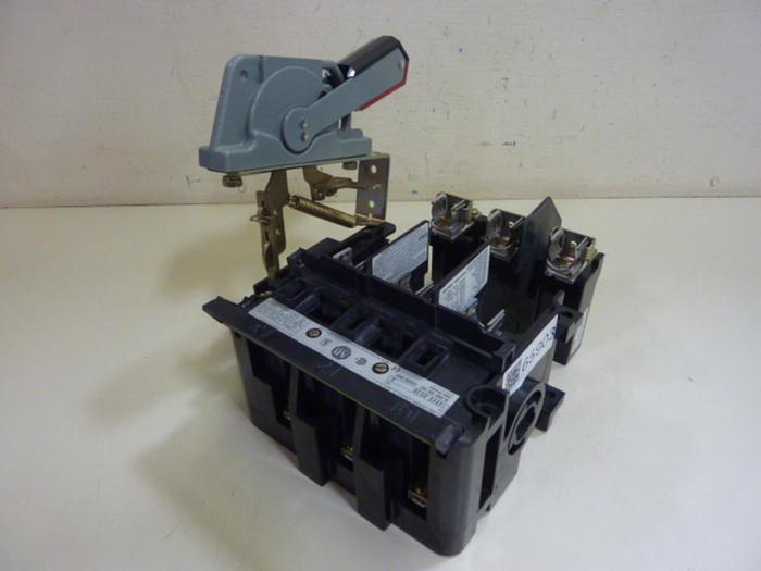 Used ALLEN BRADLEY 30 Amp Disconnect Switch 1494V-DS30 SER A #65903