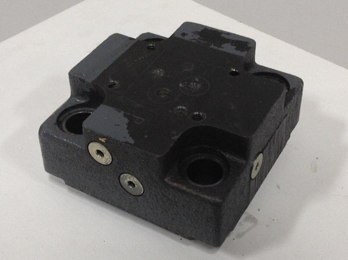 Used VICKERS Valve CVCS25D1S210S19 #89659