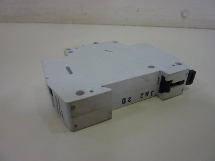 Used ALLEN BRADLEY 2 Amp Circuit Breaker 1492-SP1D020 SER C #55555