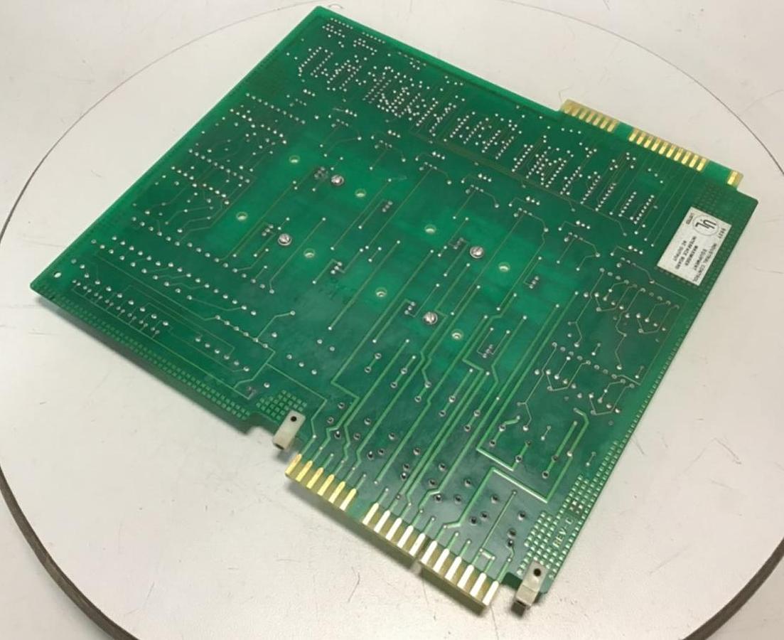 Used CINCINNATI MILACRON Output Board 3-531-3563A USED