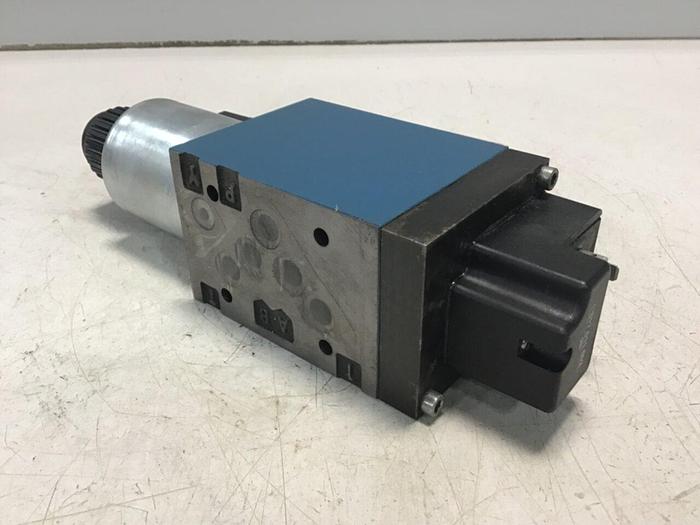 Used BOSCH Valve 0 810 001 904 #143686