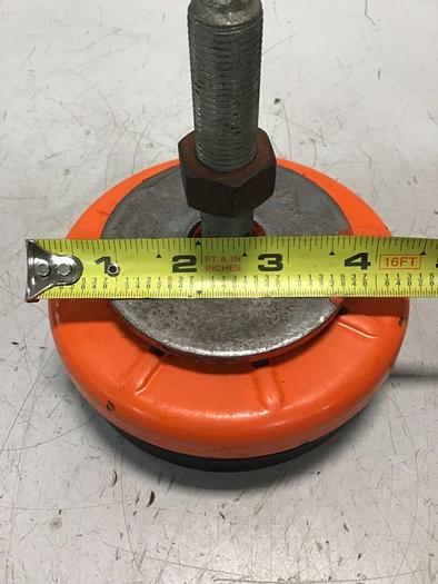 Used GENERIC Leveling Mount Pad 4 5/8 DIAMETER M/M #122893
