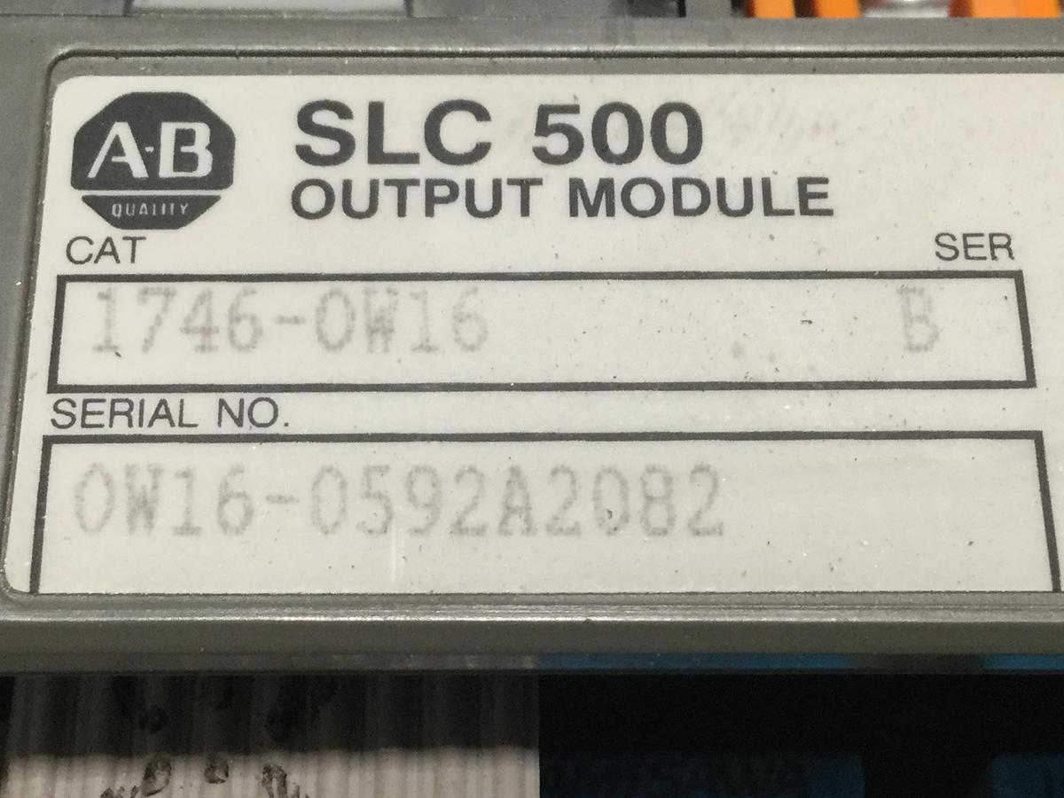 Used ALLEN BRADLEY Output Module 1746-OW16 SER B #110530