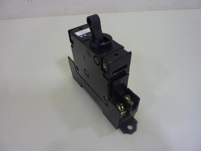 Used FUJI ELECTRIC Circuit Protector CP31E/5WD #46663