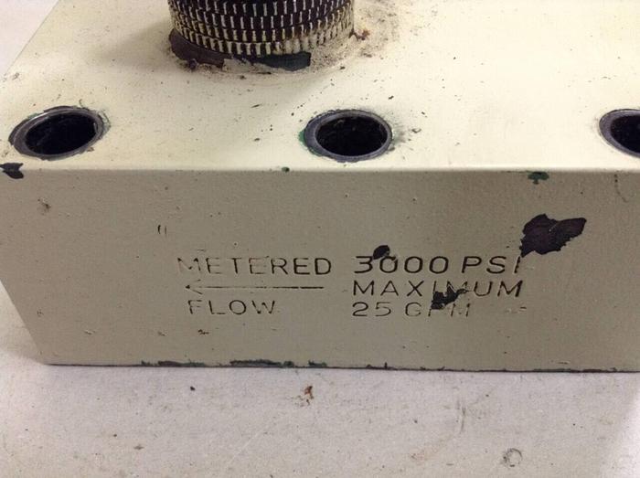 Used PARKER Flow Control Valve F 1200S-13CT #68245
