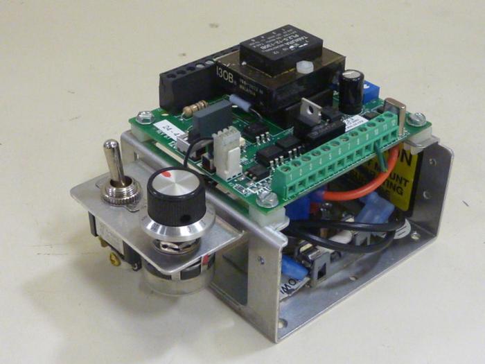 Used RODIX FEEDER Cube Plus Controller 121-8250 #61127