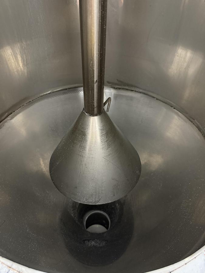 Used MILACRON M-GS-110