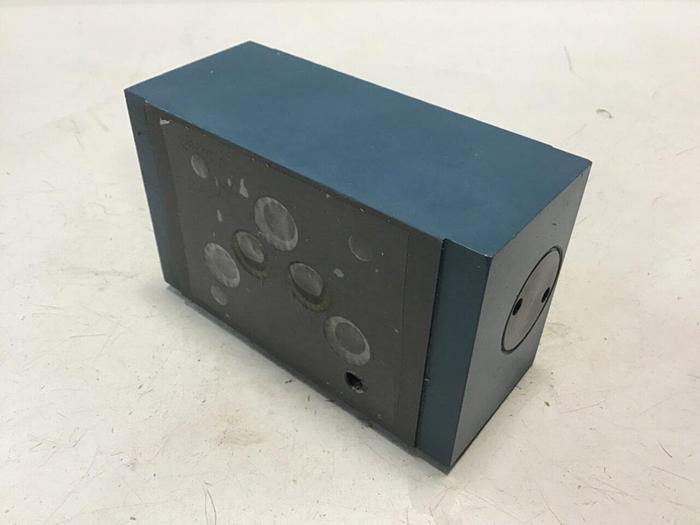 Used BOSCH Check Valve 0 811 020 027 Used