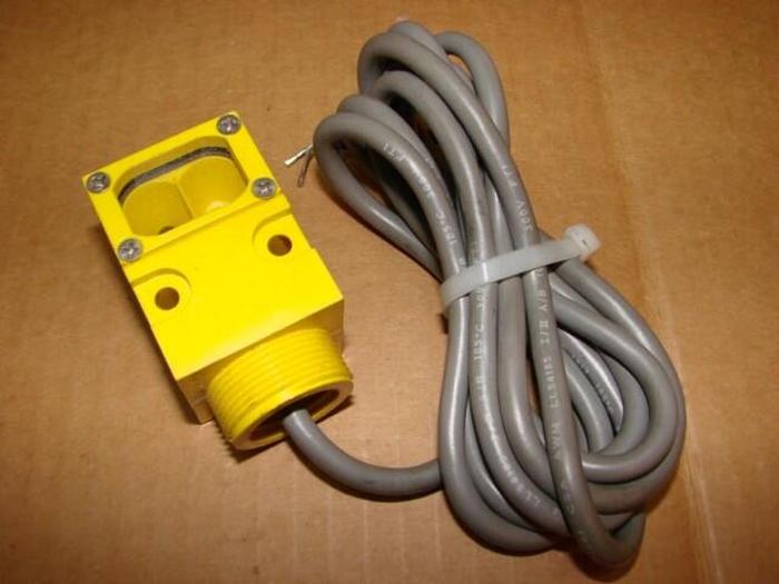 Used BANNER ENGINEERING Photoelectric Sensor SM2A91RSR #21891