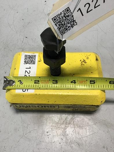 Used UNISORB Leveling Mount Pad 5 x 3 LR-2000 #122705