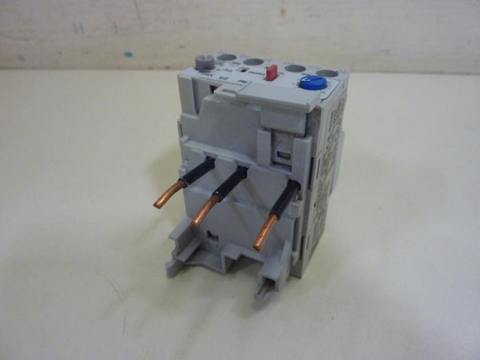 Used ALLEN BRADLEY Overload Relay 193-EA2EB SER B #63667