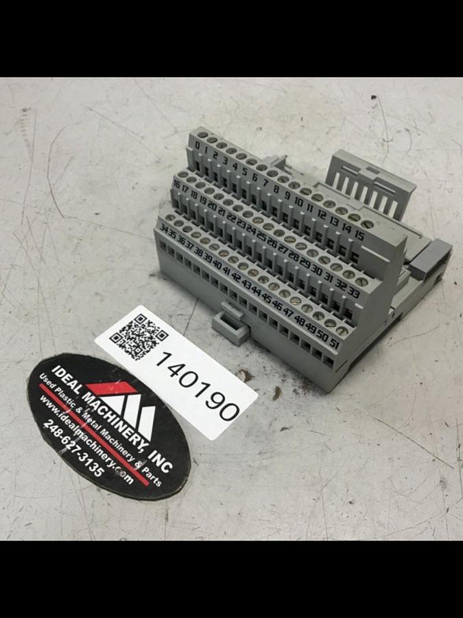 Used ALLEN BRADLEY Flex Terminal Bus 1794-TB32 SER A USED