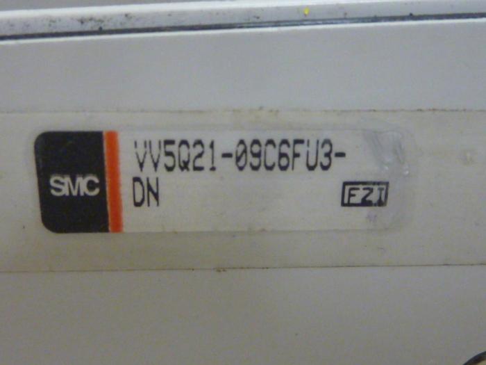 Used SMC Manifold w/ Valves VV5Q21-09C6FU3-DN #67224