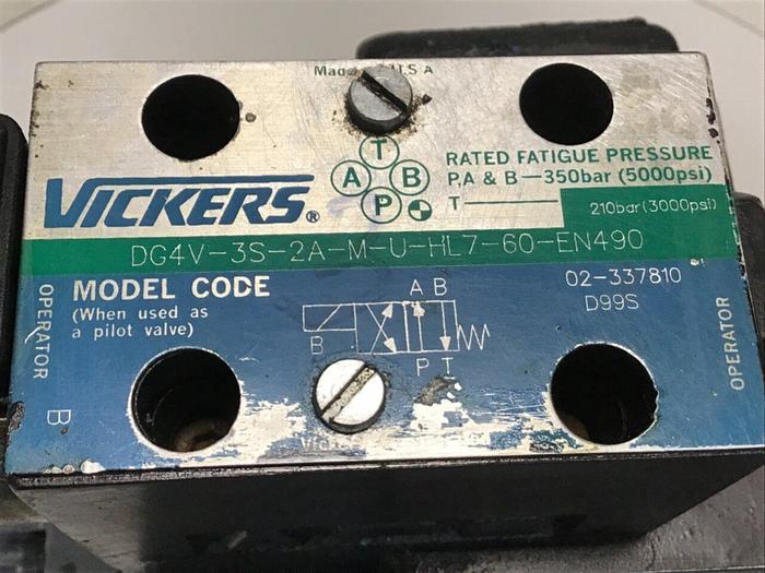 Used VICKERS Valve DG4V3S2AMUHL760EN490 Used