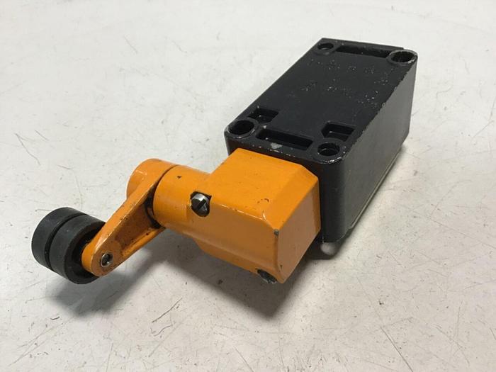 Used SIEMENS Limit Switch3 3SE3 120-1GW-Z #121167