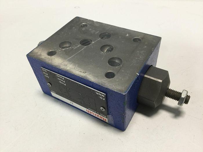 Used BOSCH Flow Control Valve 0 811 320 029 #110840