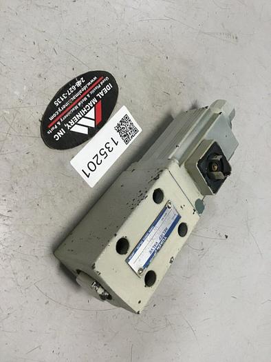 Used YUKEN Hydraulic Valve EDG-01-B-PNT22-5017 #135201