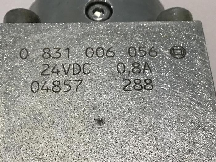 Used BOSCH 0 811 402 171 Valve Used #144706