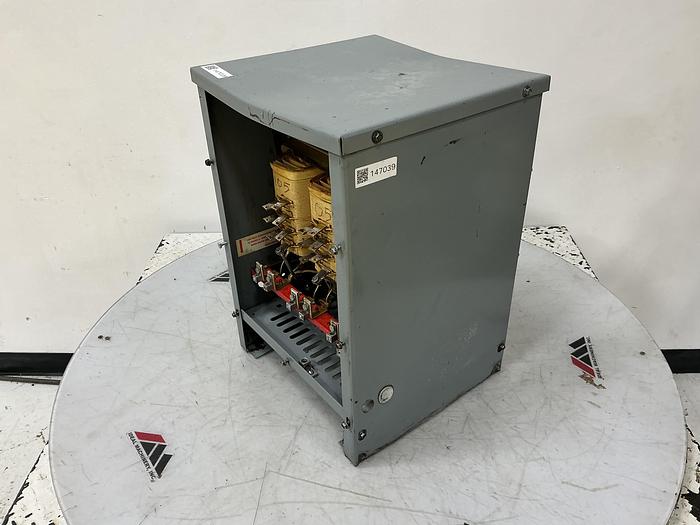 Used SQUARE D 32749-28212-011