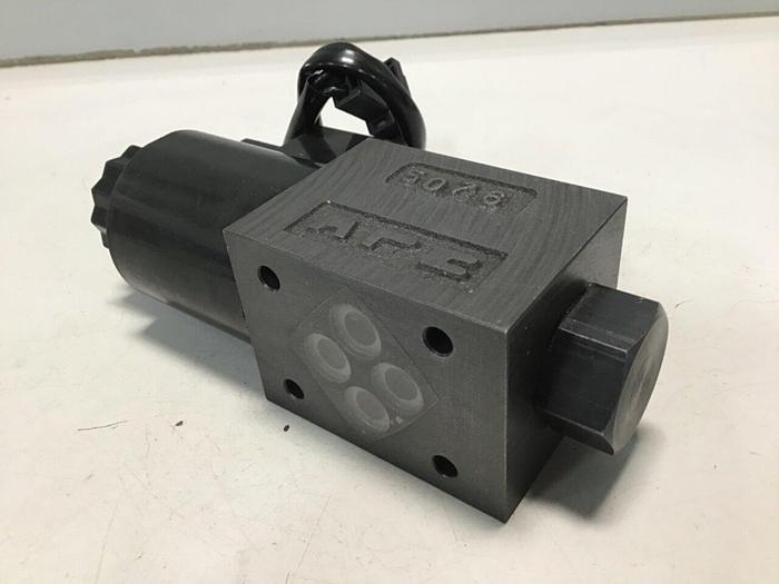 Used YUKEN Directional Valve DSG-01-2B2-D24-60360 #111766
