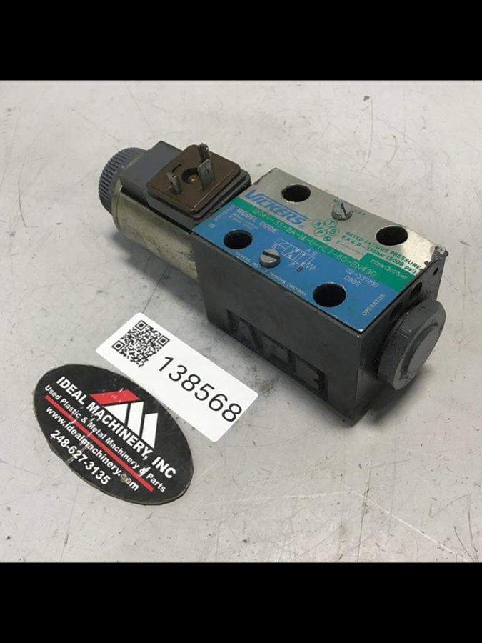 Used VICKERS Valve DG4V3S2AMUHL760EN490 Used