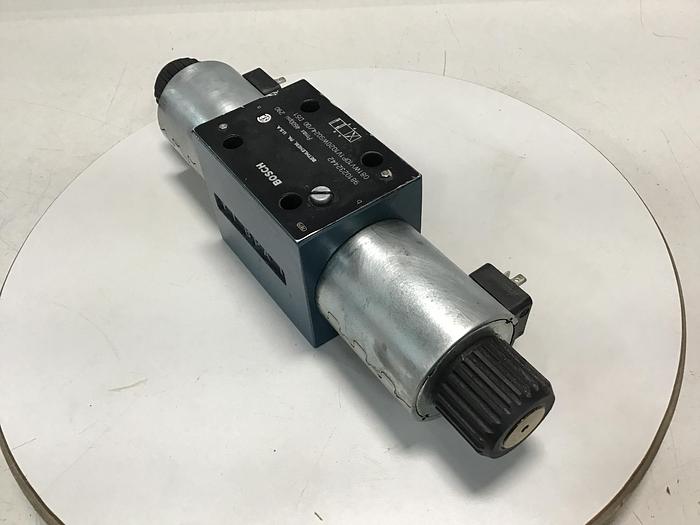 Used BOSCH 081WV10P1V1020WS024/00D51 Valve Used #144500