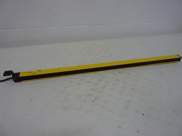 Used STI Light Curtain Transmitter MCF47-20-750-X3 #50373