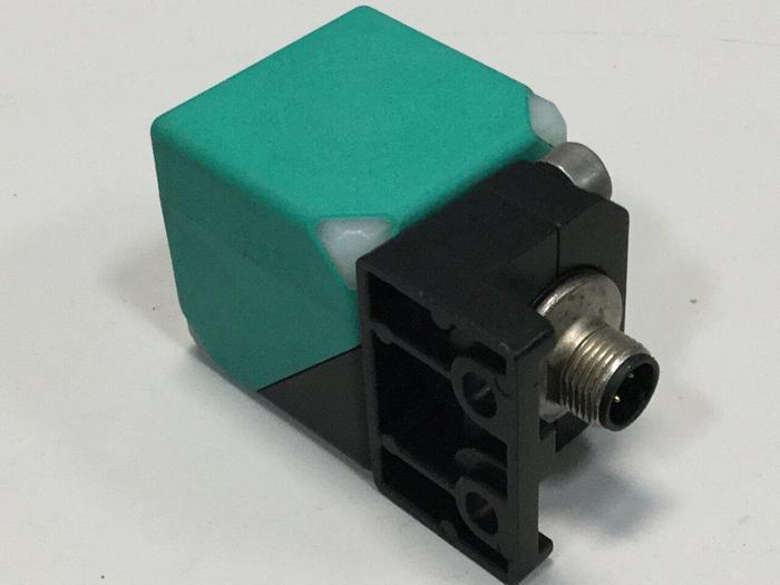 Used PEPPERL & FUCHS Proximity Sensor NBN40-L2M-EO-V1 #102778