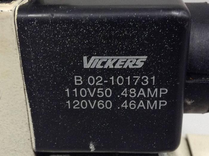 Used VICKERS Directional Control Valve DG5S8OCEMFWB530 #90117
