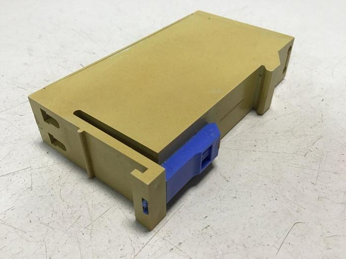 Used SIEMENS Output Relay 6EC1660-3A #118005