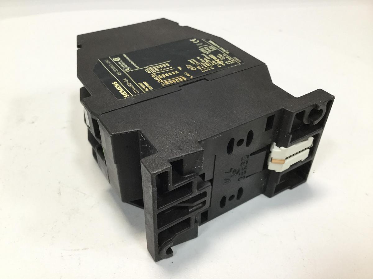 Used SIEMENS Contactor Relay 3TH4262-0A USED