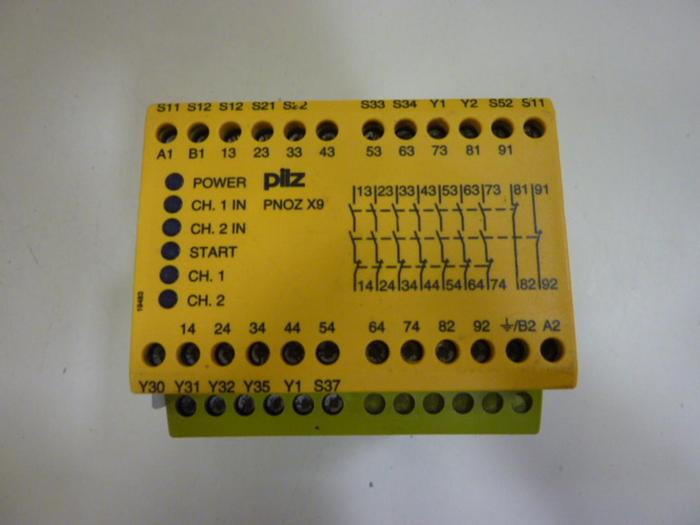 Used PILZ Safey Relay PNOZX97S/2O #67418