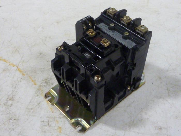 Used ALLEN BRADLEY Contactor 500-BOD930 SER B #58026