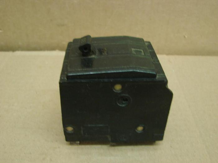 Used SQUARE D 20 Amp Circuit Breaker QO320 #42584